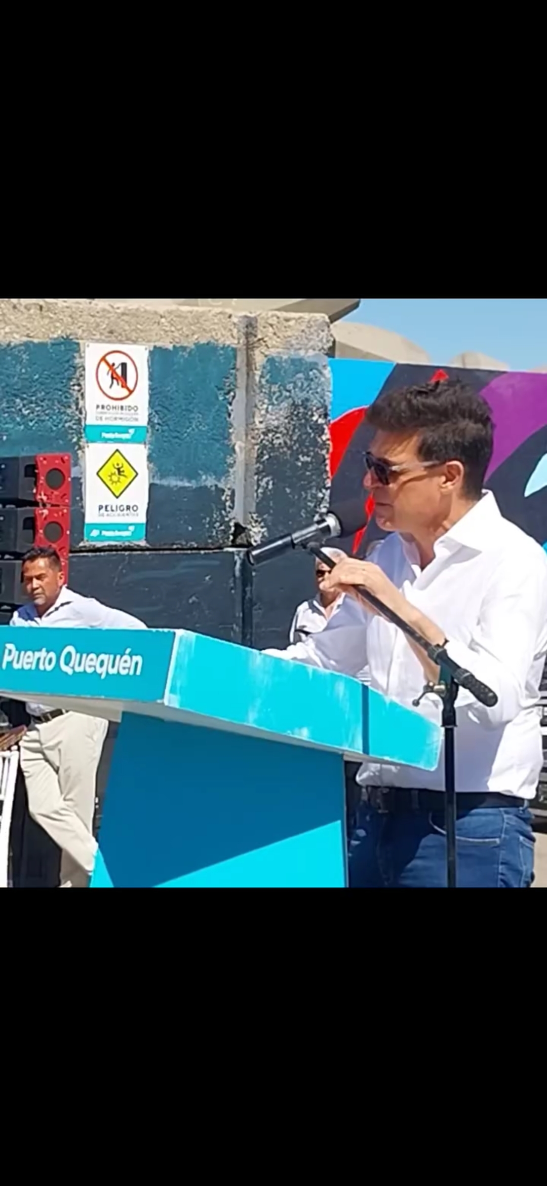 Restauración del muro " Reflejos "